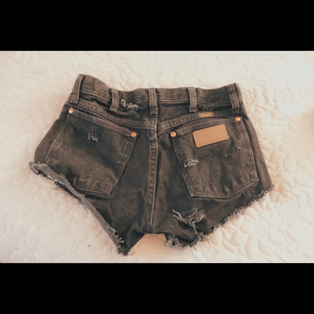 Wrangler cut off distressed jean shorts